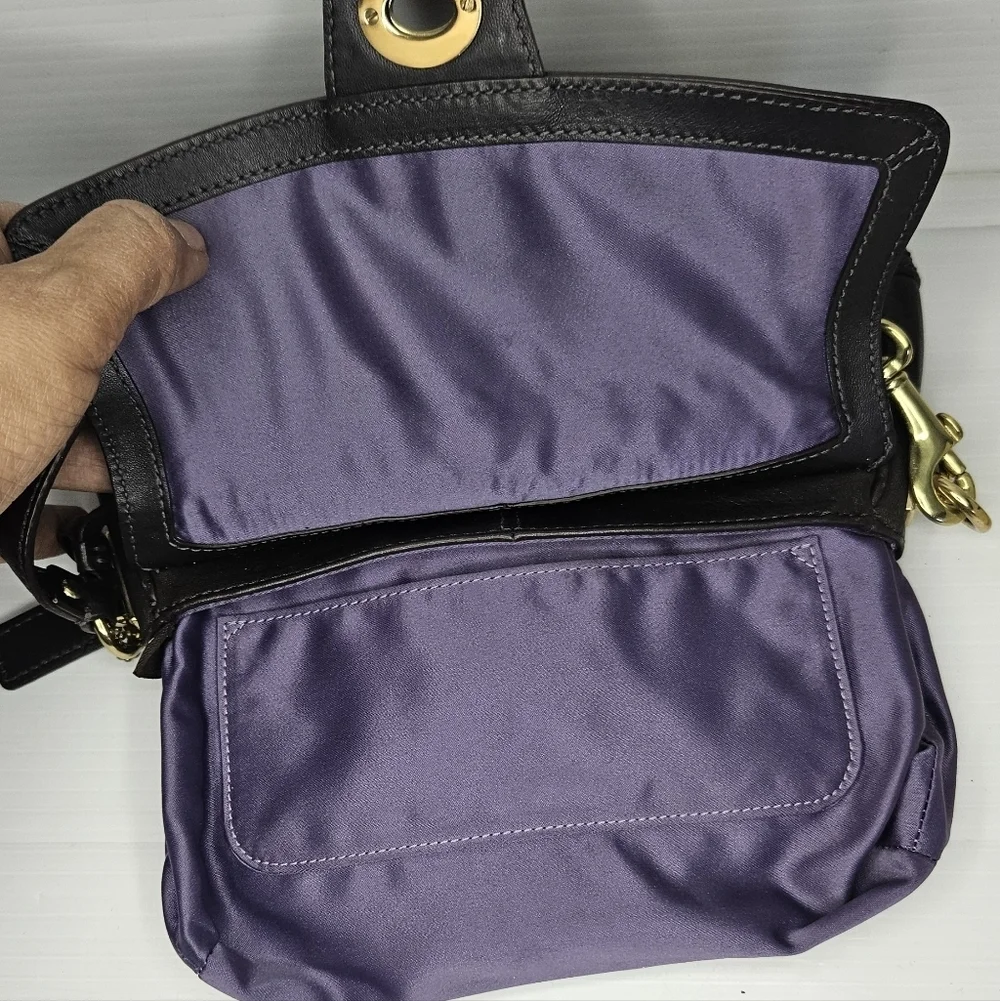RARE Coach Hampton Vintage Y2K Turnlock Wristlet Clutch – Deep Chocolate Brown